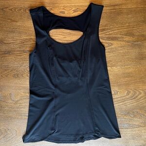 Lululemon Tank 🍋